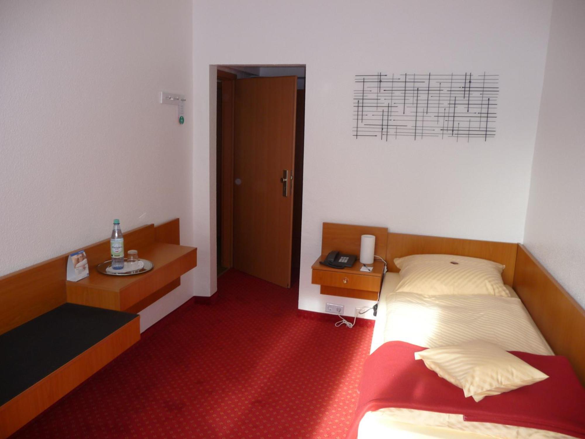 Hotel Sechzehn Leverkusen Kültér fotó
